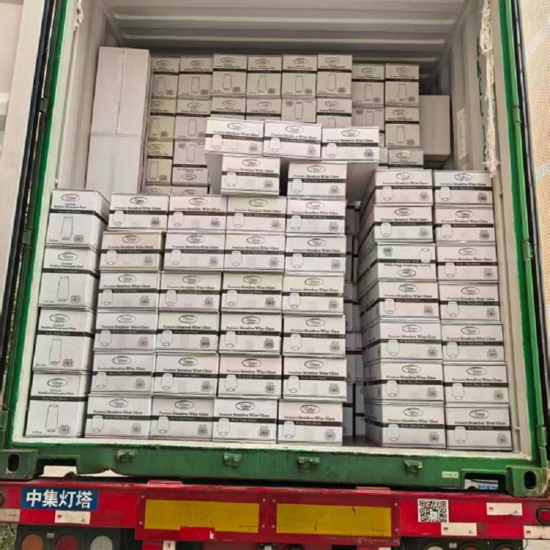 Full Container Load FCL Shipment Photos of Plastic Wine Glasses001 Full Container Load FCL Shipment Photos of Plastic Wine Glasses001